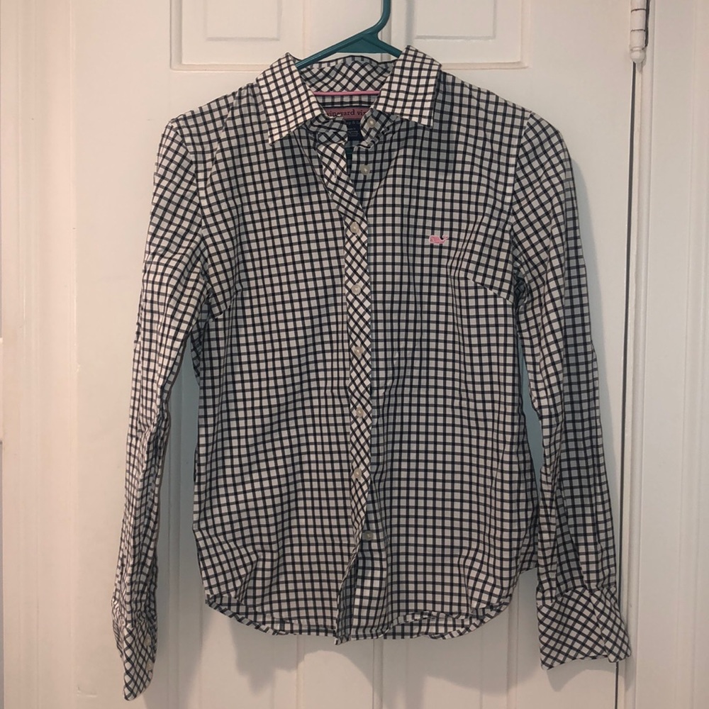 Women’s Vinyard Vines Checkered Button up Shirt